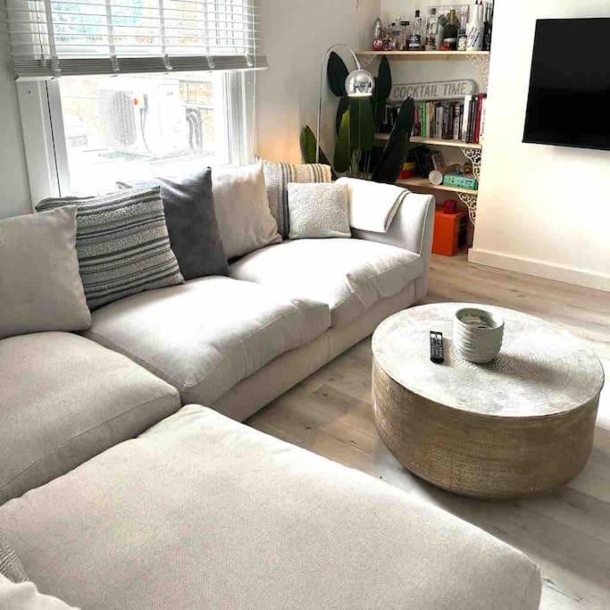 Stunning 2 Bedroom Flat Camden London Ngoại thất bức ảnh